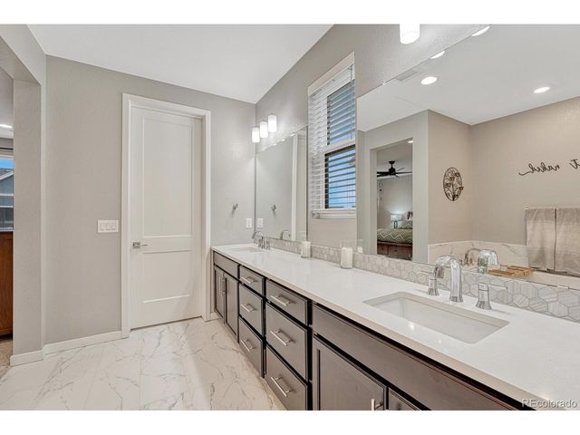 9147 Star Streak Cir, Littleton, CO 80125