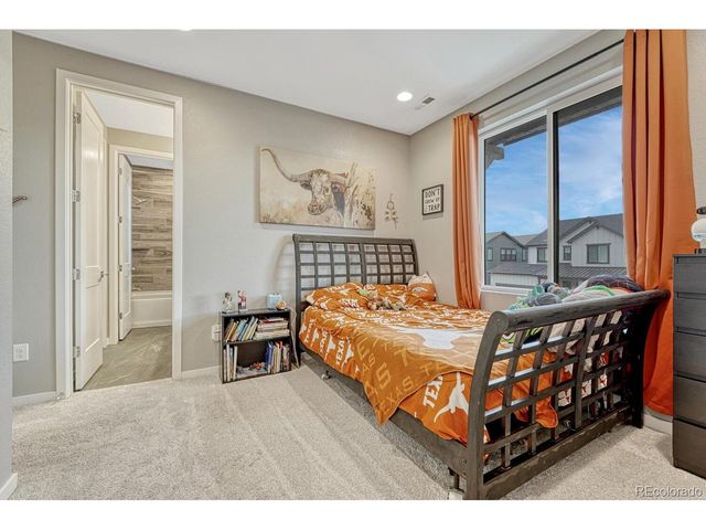 9147 Star Streak Cir, Littleton, CO 80125