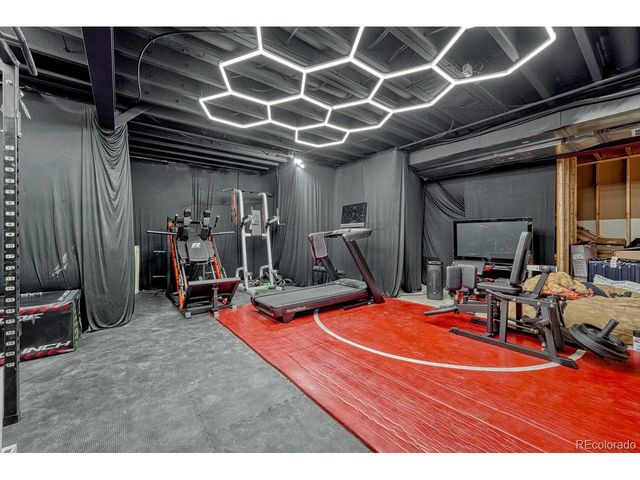 9147 Star Streak Cir, Littleton, CO 80125