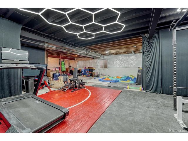 9147 Star Streak Cir, Littleton, CO 80125