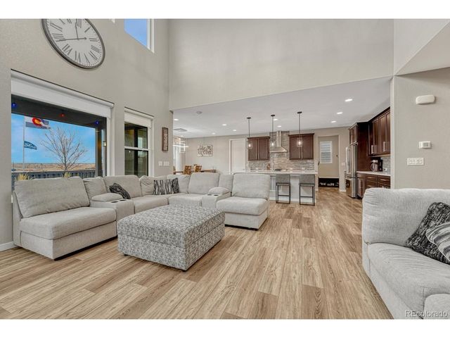 9147 Star Streak Cir, Littleton, CO 80125