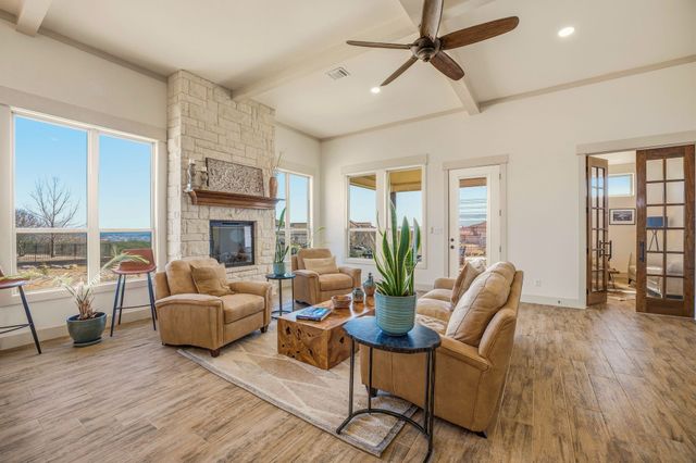 119 Valley View, Glen Rose, TX 76043