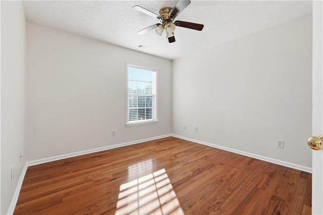 348 Santa Anita Ave, Woodstock, GA 30189