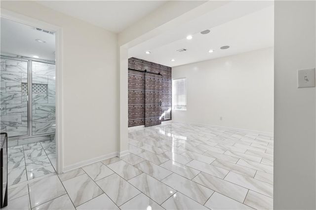 348 Santa Anita Ave, Woodstock, GA 30189