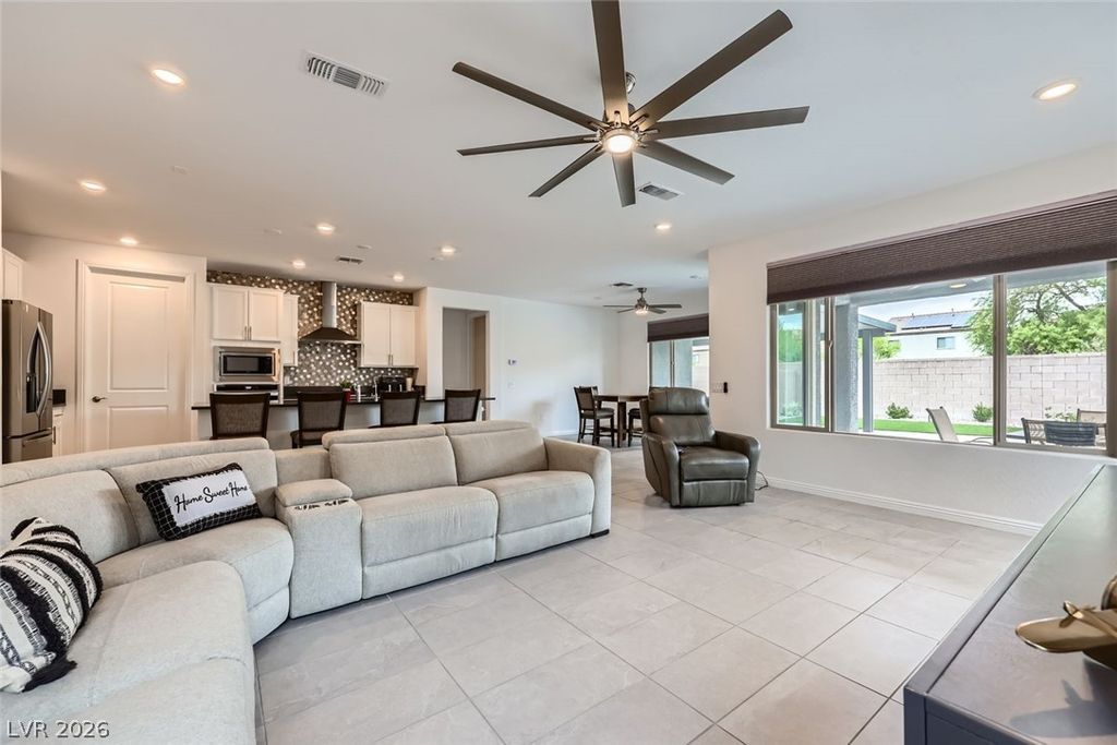 6519 Summershade Street, North Las Vegas, NV 89086 — photo 4