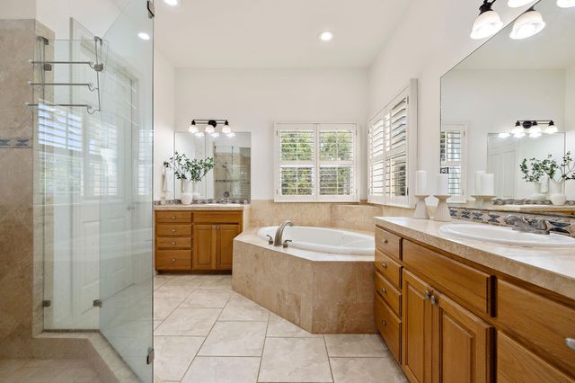 100 Palomino CV, Jarrell, TX 76537