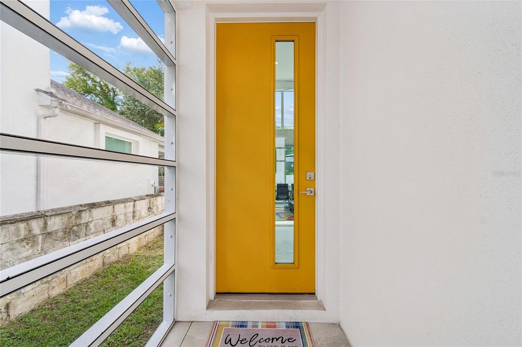 Image 12 of property listing at 1314 1/2 W. LEMON STREET, Tampa, FL 33606
