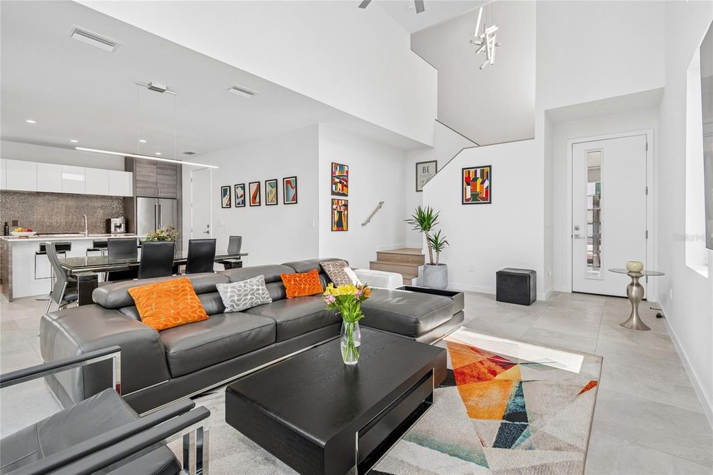 Image 16 of property listing at 1314 1/2 W. LEMON STREET, Tampa, FL 33606