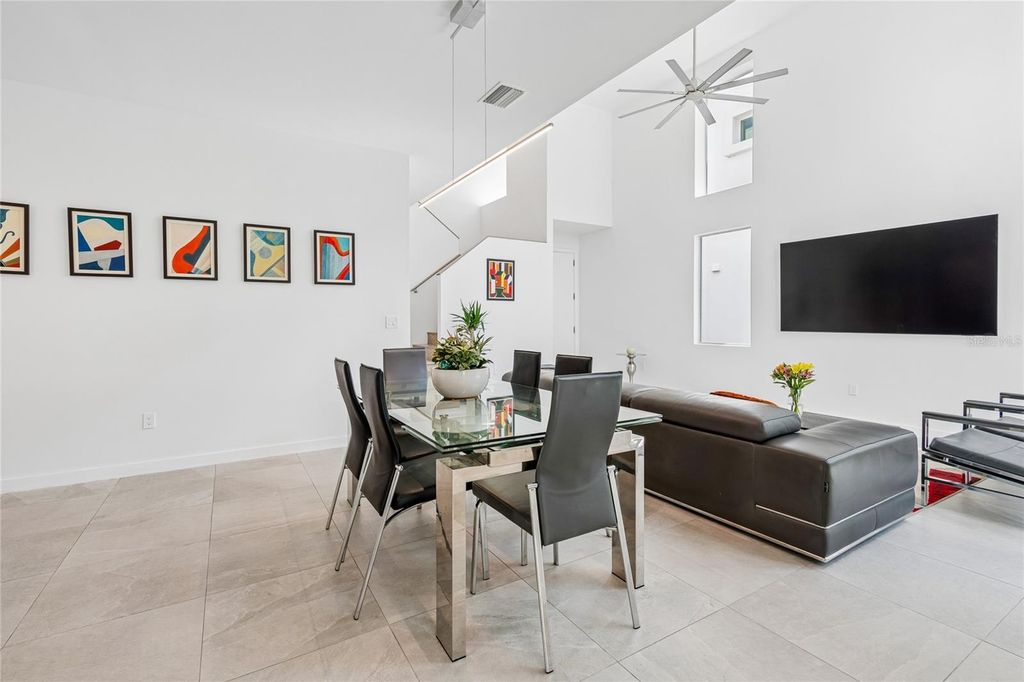 Image 22 of property listing at 1314 1/2 W. LEMON STREET, Tampa, FL 33606