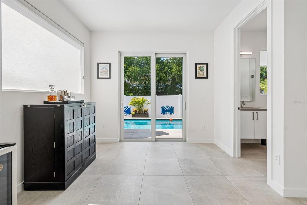 Image 36 of property listing at 1314 1/2 W. LEMON STREET, Tampa, FL 33606
