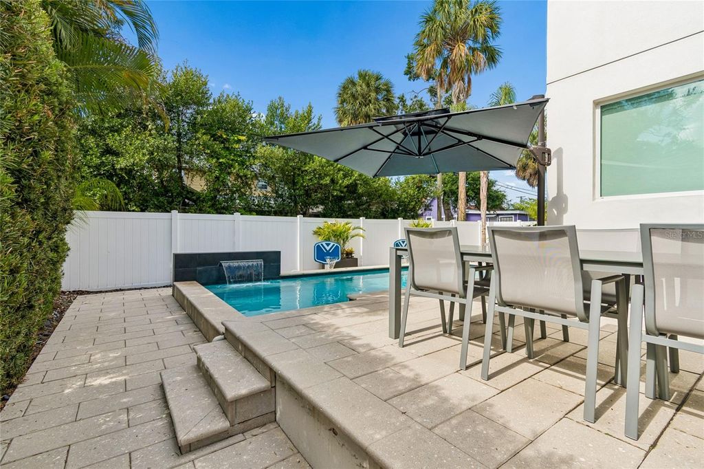 Image 67 of property listing at 1314 1/2 W. LEMON STREET, Tampa, FL 33606