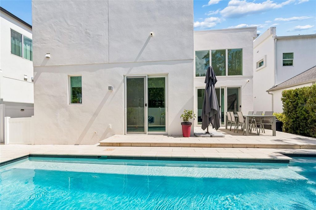 Image 75 of property listing at 1314 1/2 W. LEMON STREET, Tampa, FL 33606
