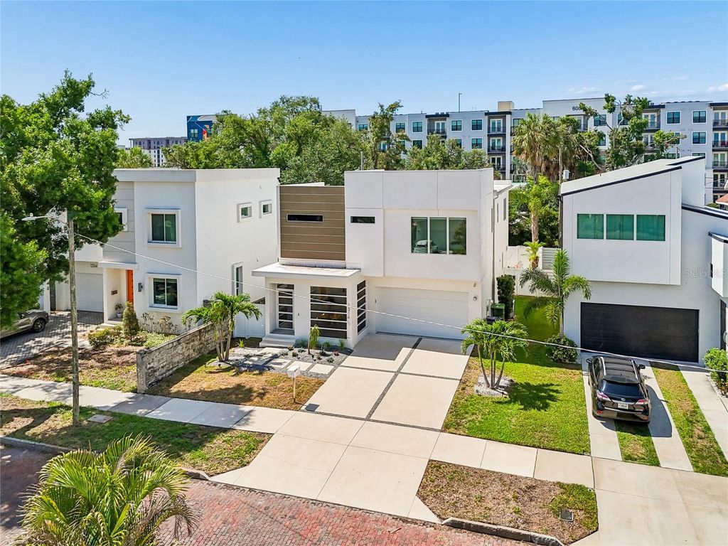 Image 83 of property listing at 1314 1/2 W. LEMON STREET, Tampa, FL 33606