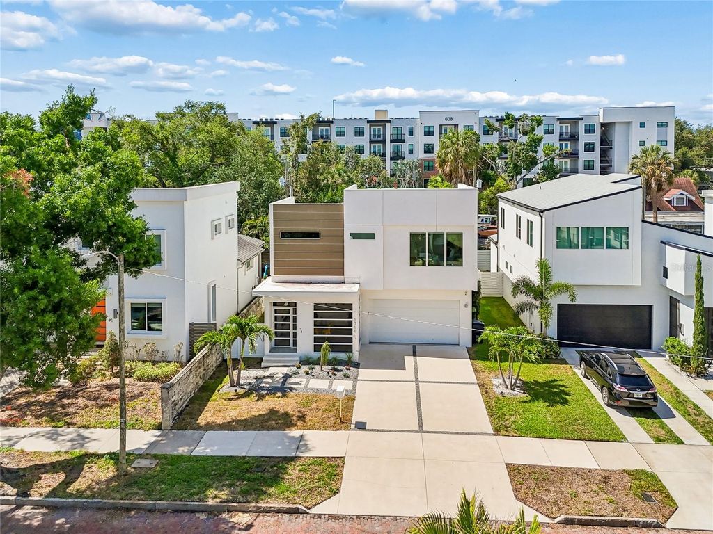 Image 84 of property listing at 1314 1/2 W. LEMON STREET, Tampa, FL 33606