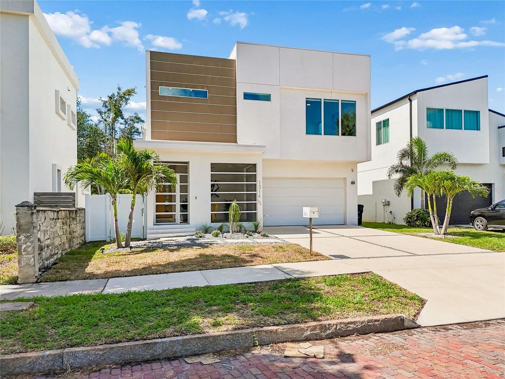 Image 87 of property listing at 1314 1/2 W. LEMON STREET, Tampa, FL 33606