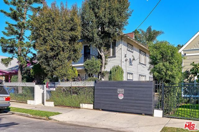 1228 S Catalina Street, Los Angeles, CA 90006