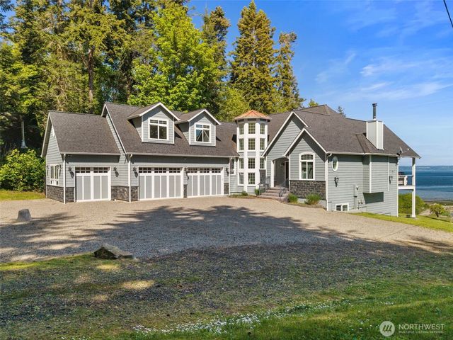 32326 Hoffman Road NE, Kingston, WA 98346