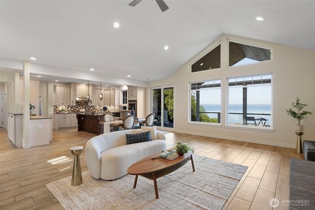 32326 Hoffman Road NE, Kingston, WA 98346