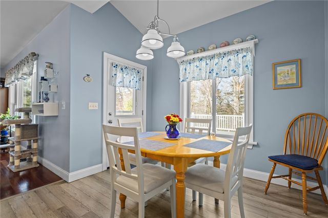 17 Blackwells Landing, Brooklyn, CT 06234