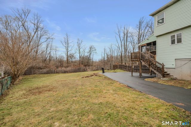 72 Ponderosa Lane, Newington, CT 06111