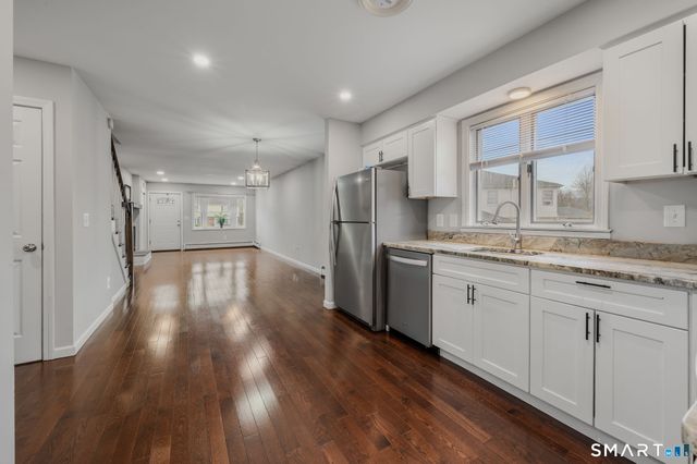 72 Ponderosa Lane, Newington, CT 06111