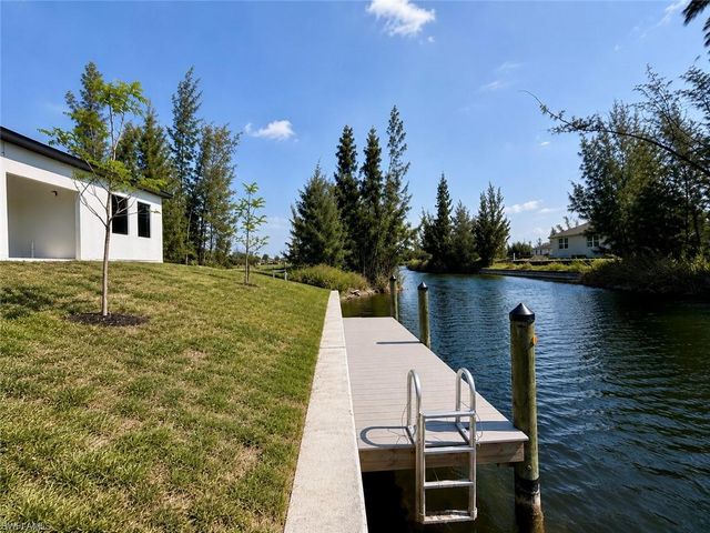 2626 26th AVE, Cape Coral, FL 33993
