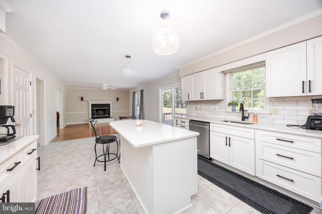 Image 12 of property listing at 27860 CLEARWATER CT, Salisbury, MD 21801
