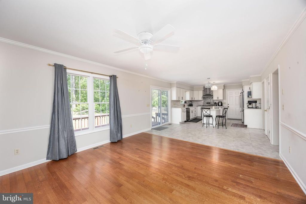 Image 6 of property listing at 27860 CLEARWATER CT, Salisbury, MD 21801