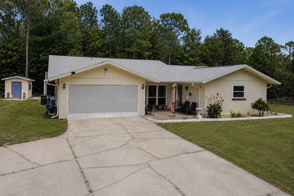 8951 SW 202ND AVENUE ROAD, Dunnellon, FL 34431