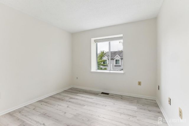 1 Picaron Place, South Amboy, NJ 08879