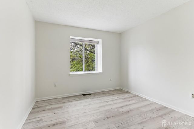 1 Picaron Place, South Amboy, NJ 08879