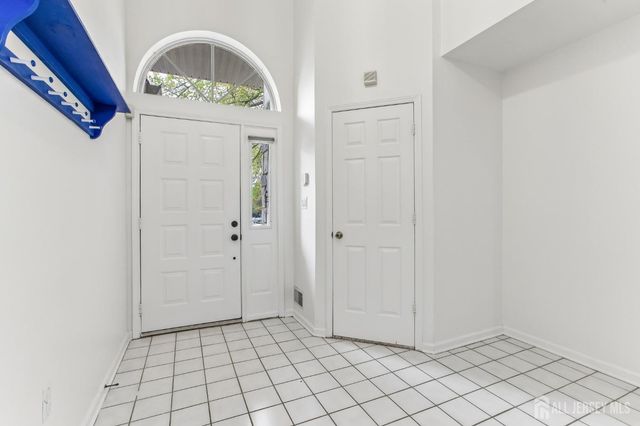 1 Picaron Place, South Amboy, NJ 08879