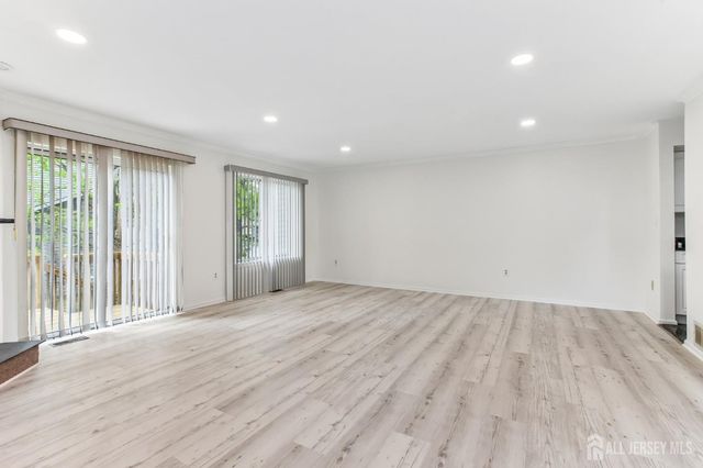 1 Picaron Place, South Amboy, NJ 08879