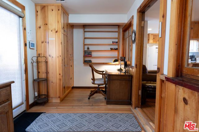 40083 Lakeview Drive, Big Bear City, CA 92315