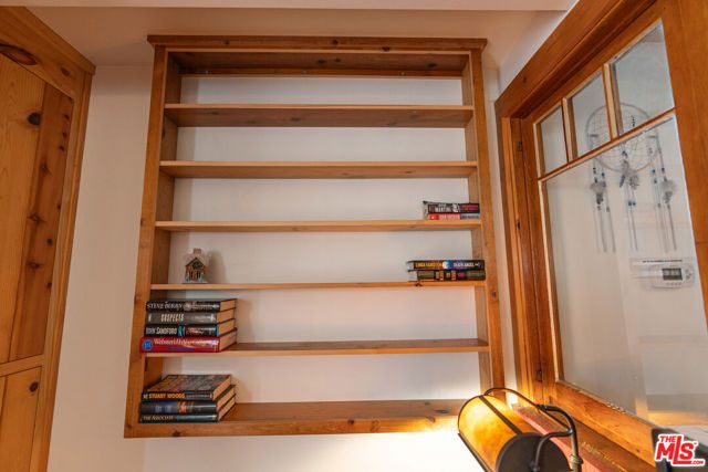 40083 Lakeview Drive, Big Bear City, CA 92315