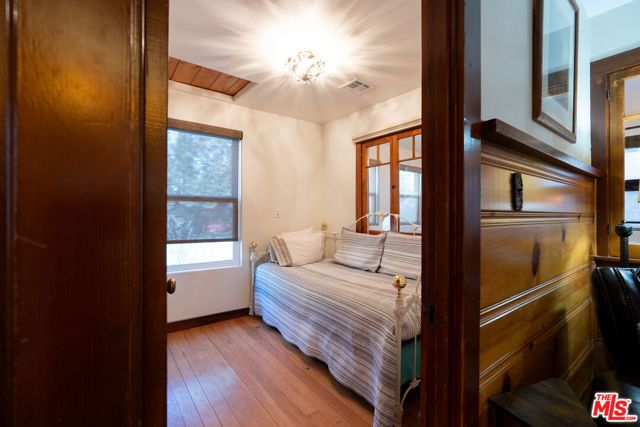 40083 Lakeview Drive, Big Bear City, CA 92315