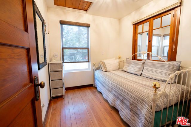 40083 Lakeview Drive, Big Bear City, CA 92315