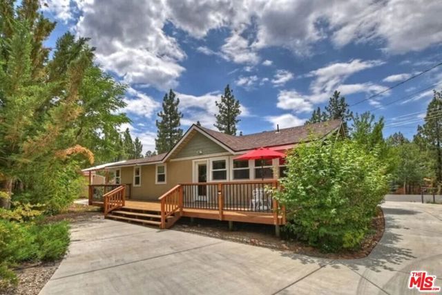 40083 Lakeview Drive, Big Bear City, CA 92315