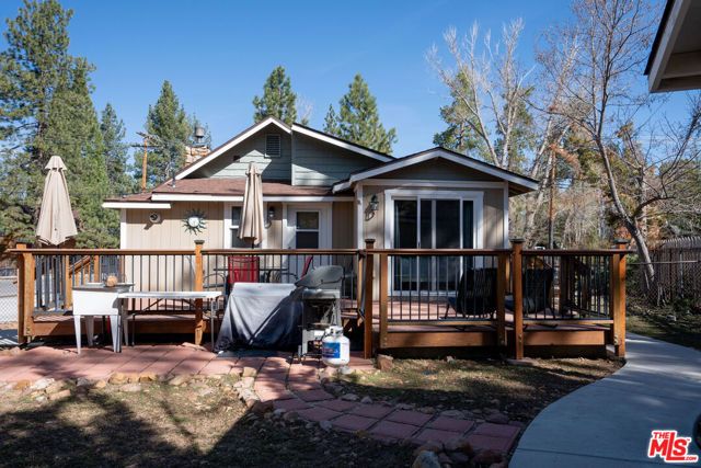 40083 Lakeview Drive, Big Bear City, CA 92315