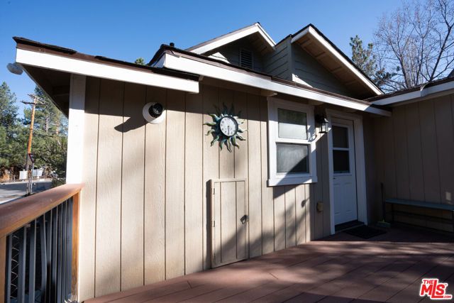 40083 Lakeview Drive, Big Bear City, CA 92315