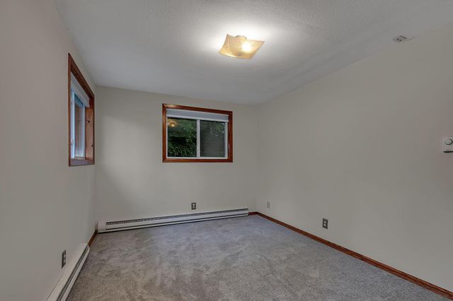 10206 Lakeview Drive W, Minnetonka, MN 55305
