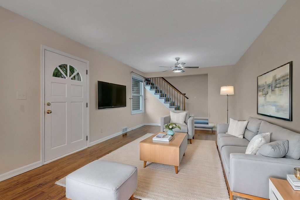 10206 Lakeview Drive W, Minnetonka, MN 55305 — photo 4