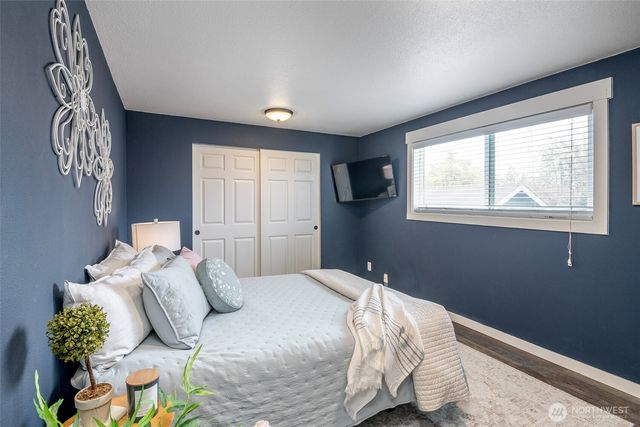 1329 Porter Street, Enumclaw, WA 98022