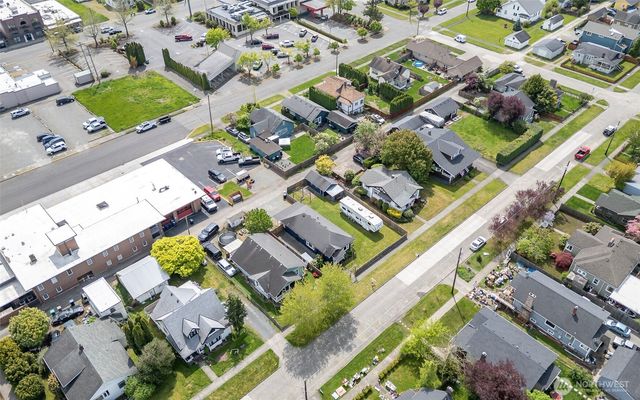 1329 Porter Street, Enumclaw, WA 98022