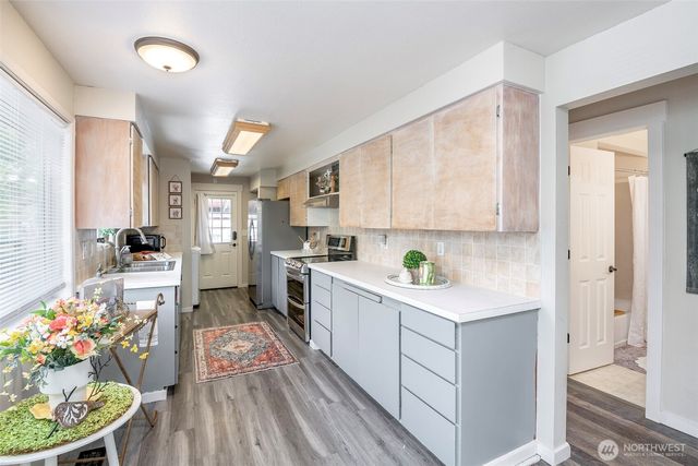 1329 Porter Street, Enumclaw, WA 98022