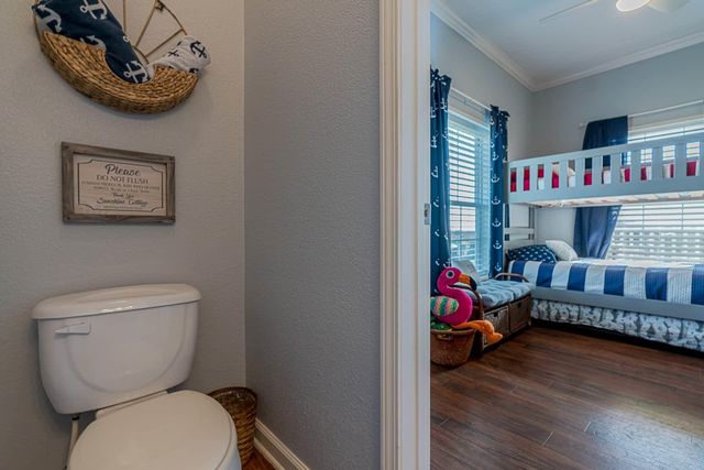 956 S Monkhouse Drive, Bolivar Peninsula, TX 77650