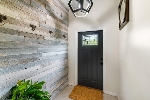 743 Waterloo Street, Charleston, SC 29412