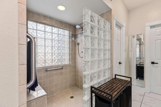 771 Hillje RD, Kingsbury, TX 78638