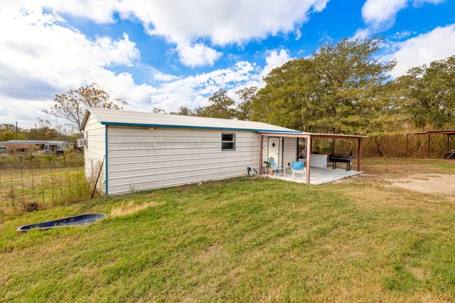 771 Hillje RD, Kingsbury, TX 78638