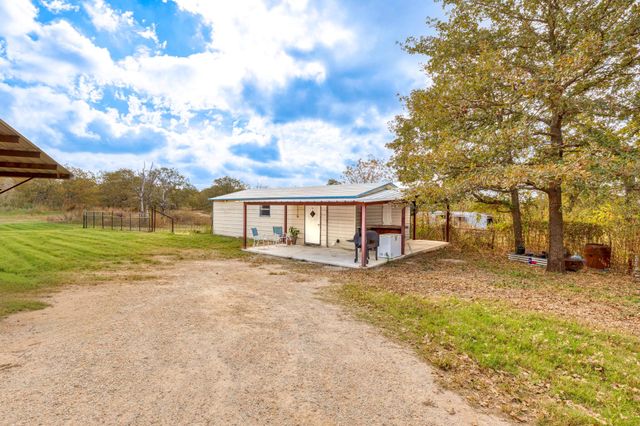 771 Hillje RD, Kingsbury, TX 78638